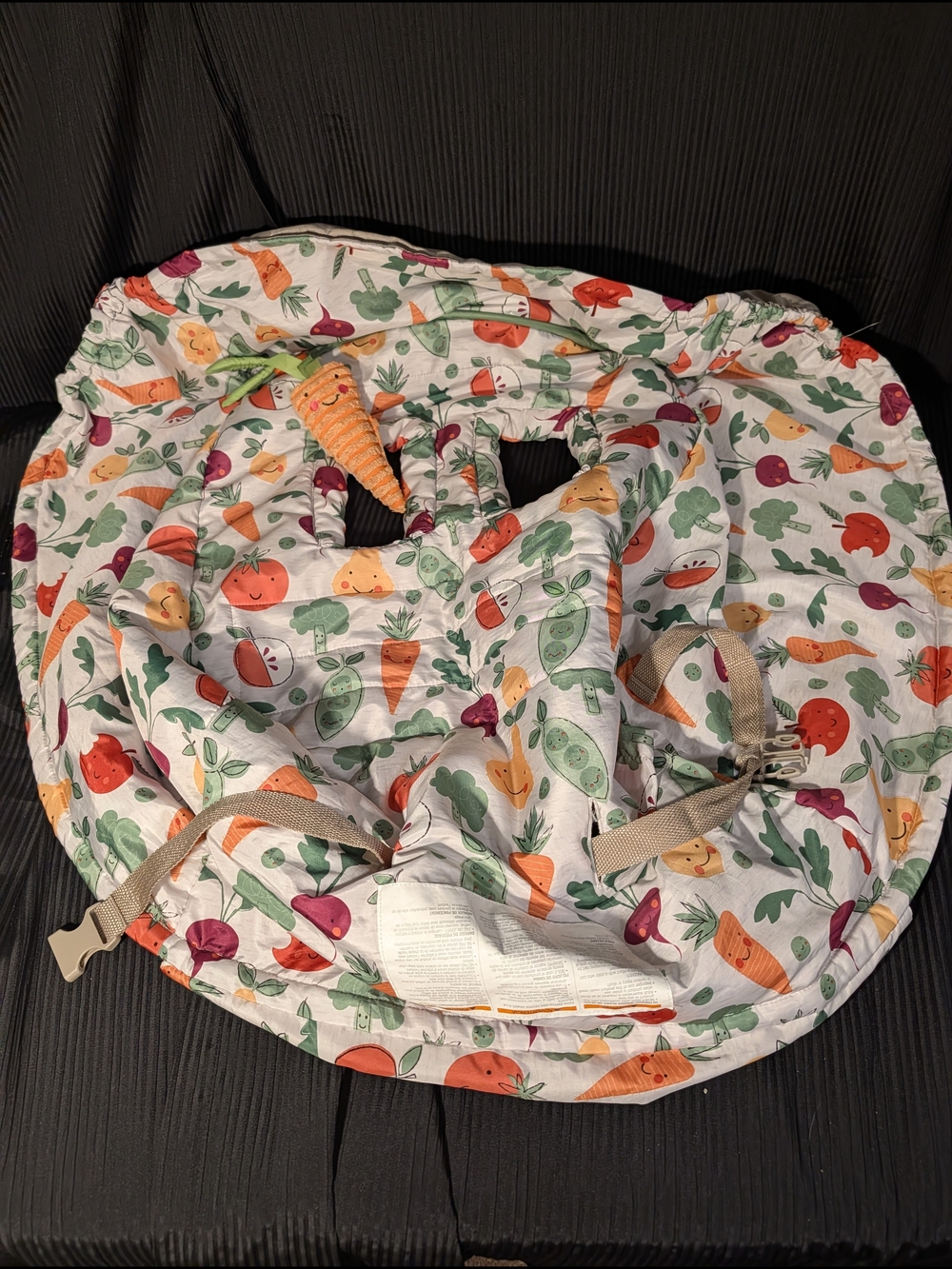Boppy Vegetable Print Shopping Cart Seat Cover - Multicolor